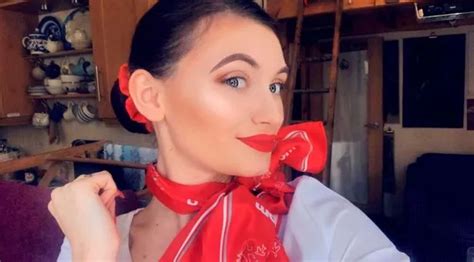 alexia grace only fans|Flight attendant and barista quits for OnlyFans and now makes。